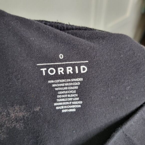 Torrid Size 0X Black Skull Pink Blue Floral Rose Print Pull-On Stretchy Leggings - Picture 5 of 5